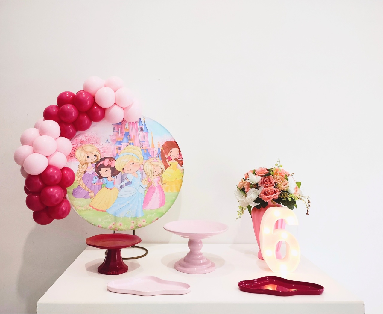 Mini Kit Princesas Cute 1 - Saroka Locacção