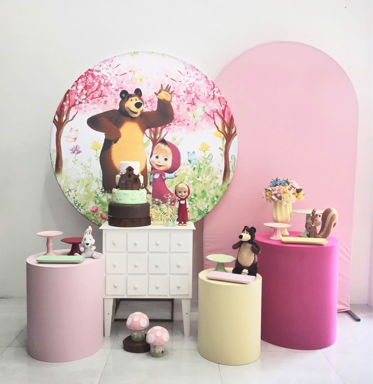 Kit Ouro Plus Masha E O Urso  - Saroka Locacção