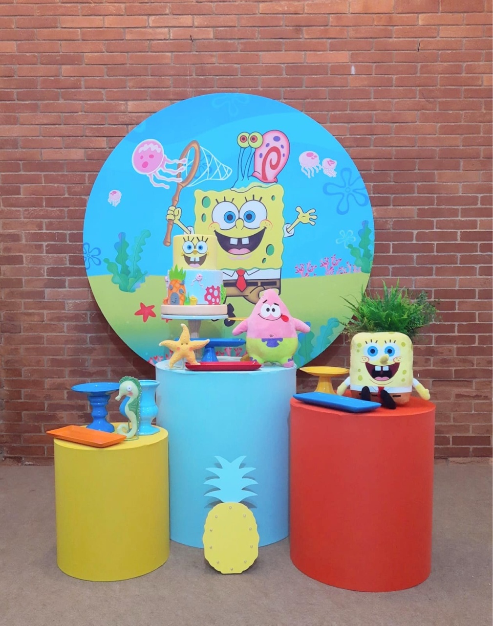 Kit Prata Plus Bob Esponja  - Saroka Locacção
