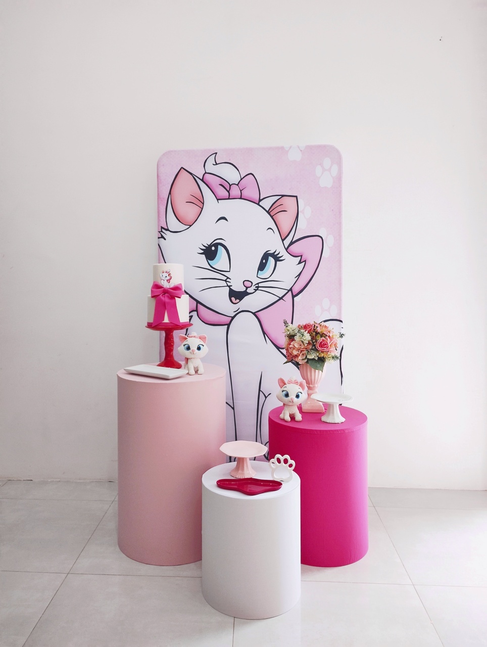 Kit Prata Gatinha Marrie - Saroka Locacção