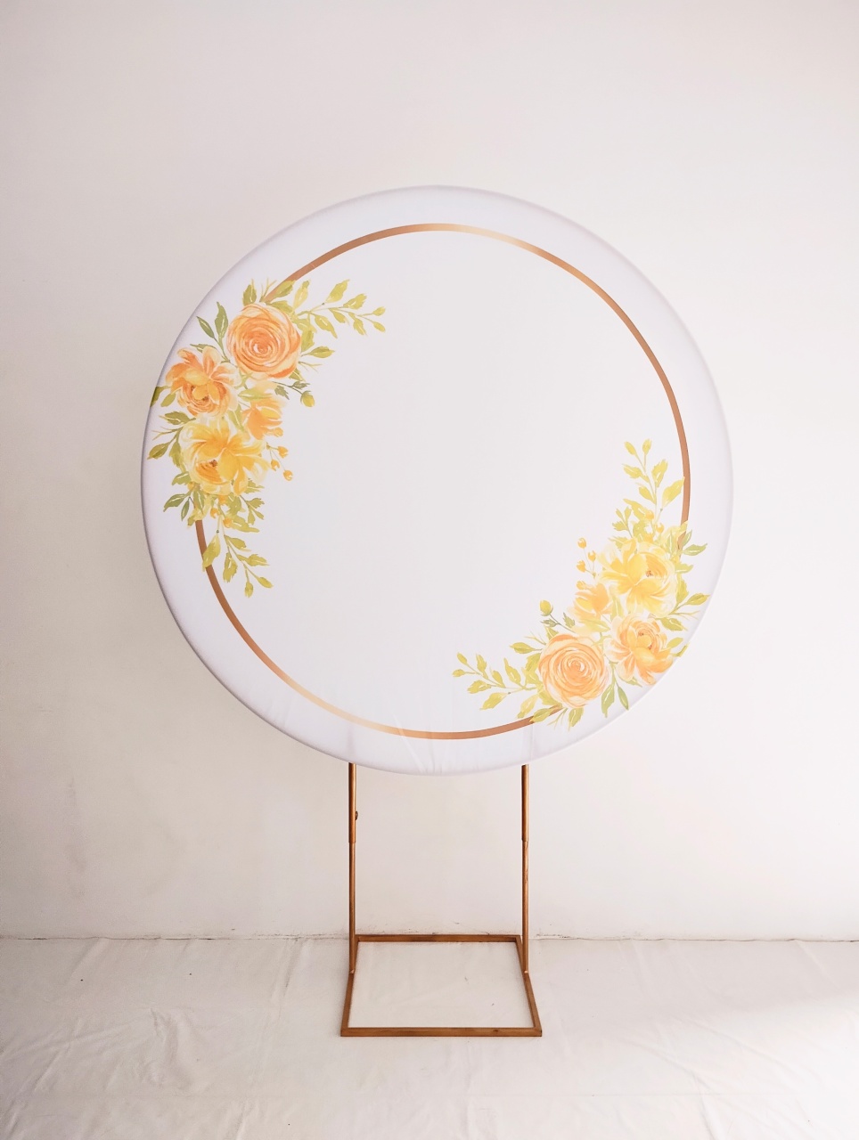 Painel Redondo Sublimado Floral Amarelo E Laranja  - Saroka Locacção