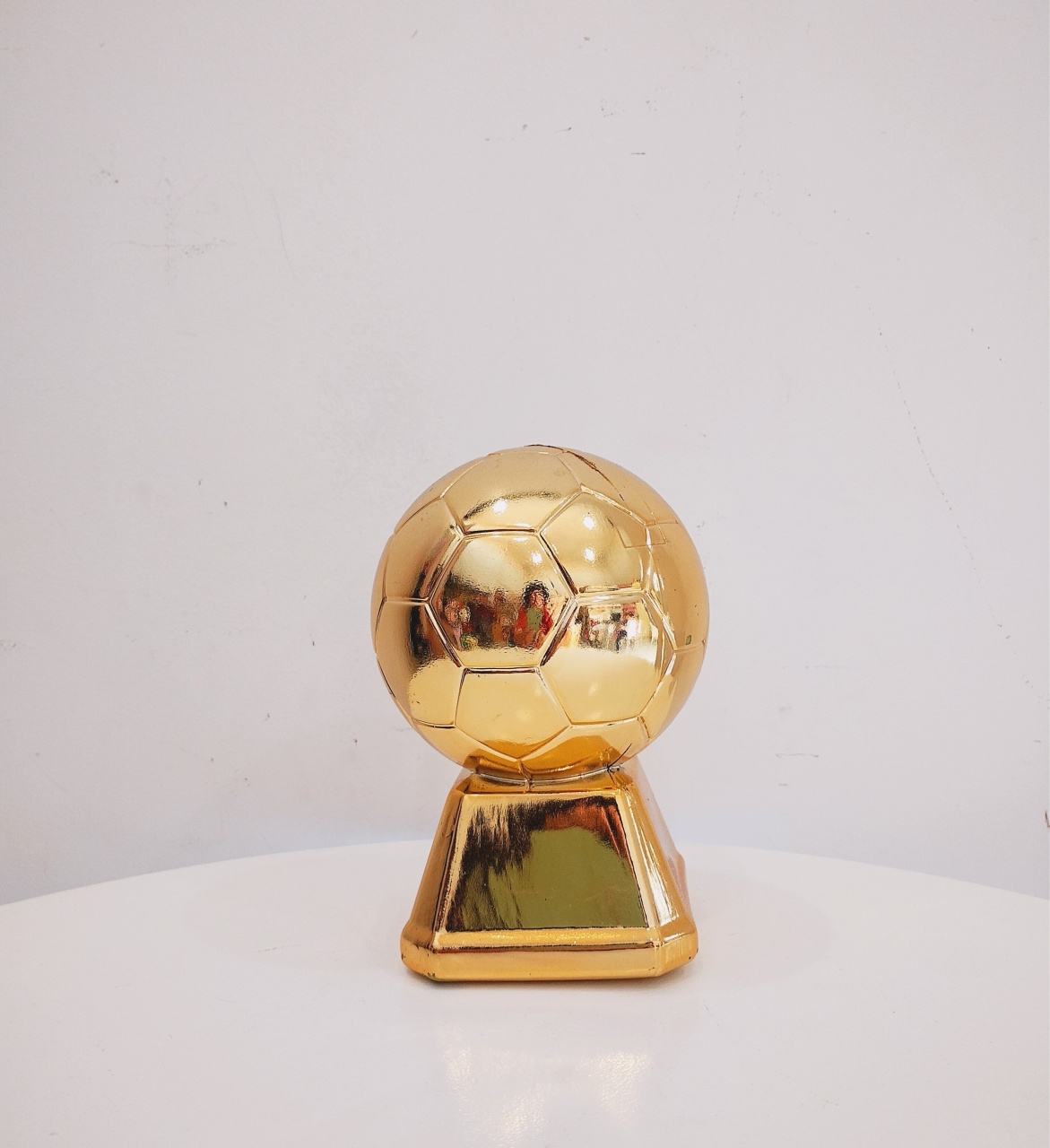 Troféu Bola (Futebol)    - Saroka Locacção