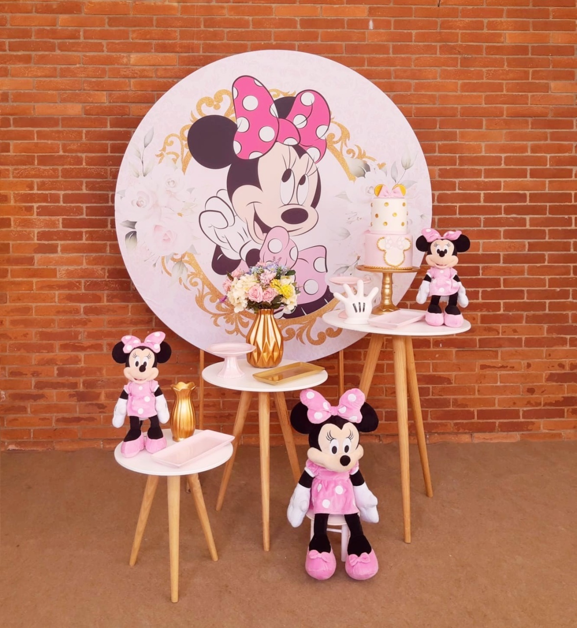 Kit Bronze Plus Minnie Rosa (Dourado) - Saroka Locacção