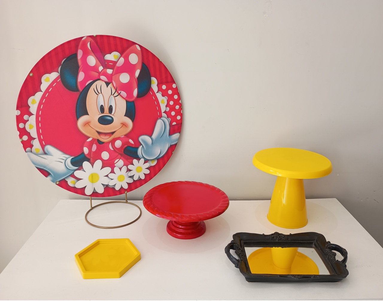 Pegue E Monte Mini Decoração Minnie Vermelha - BELAARTECELEBRAÇÕESEPRESENTES