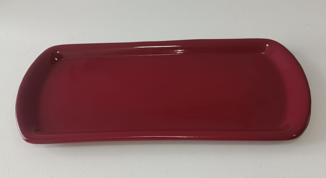 Bandeja Oval Vermelho Vinho  - Mabelly Festas