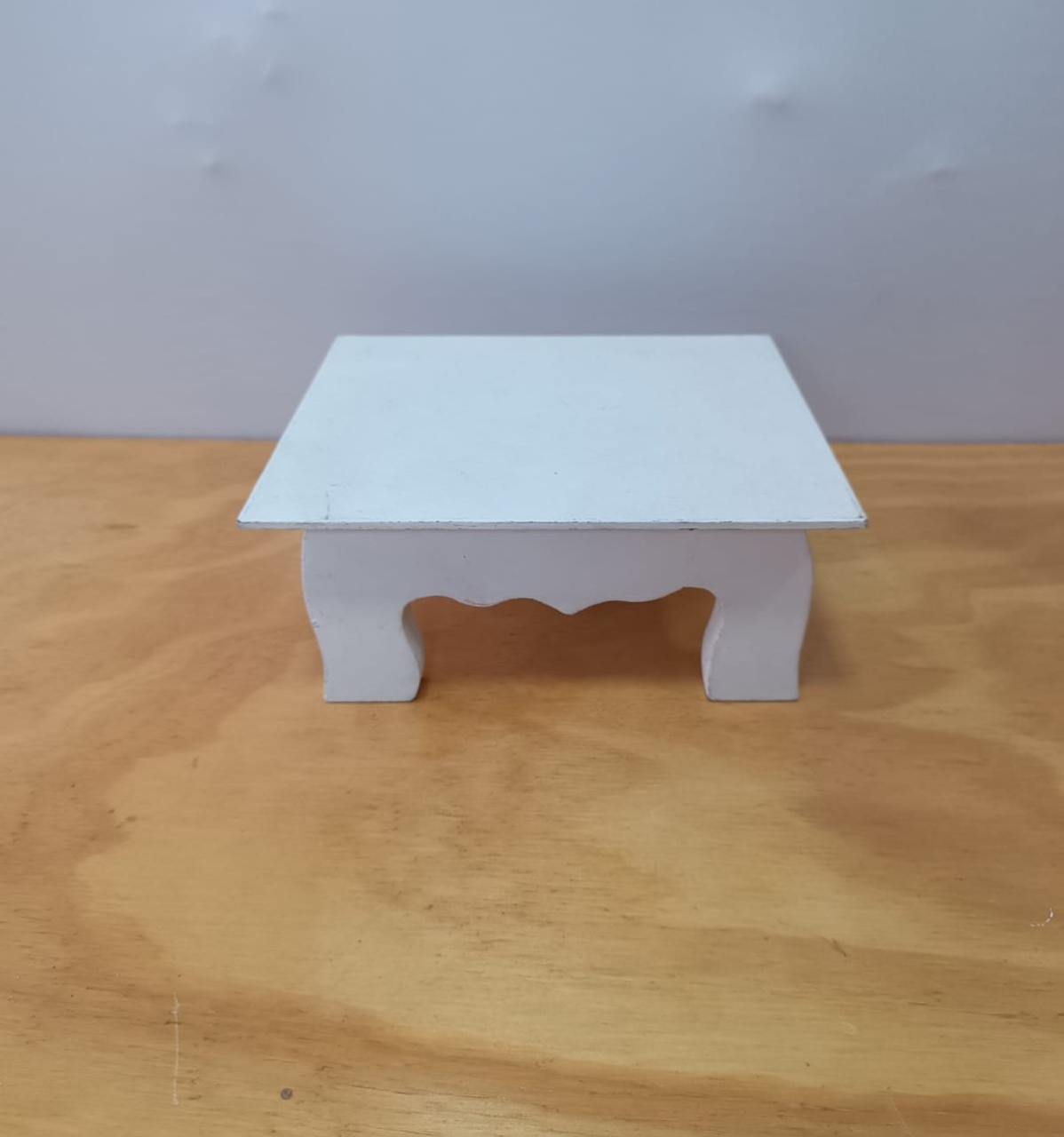 Suporte Elevação Quadrado Branco - Mabelly Festas