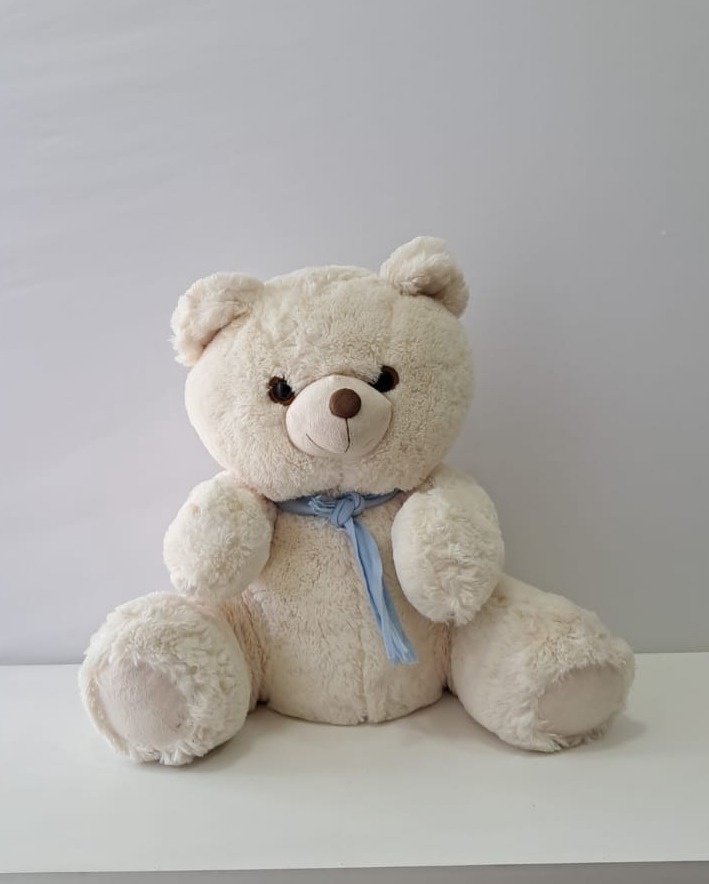 Urso Pelúcia Sentado Claro M - Mabelly Festas