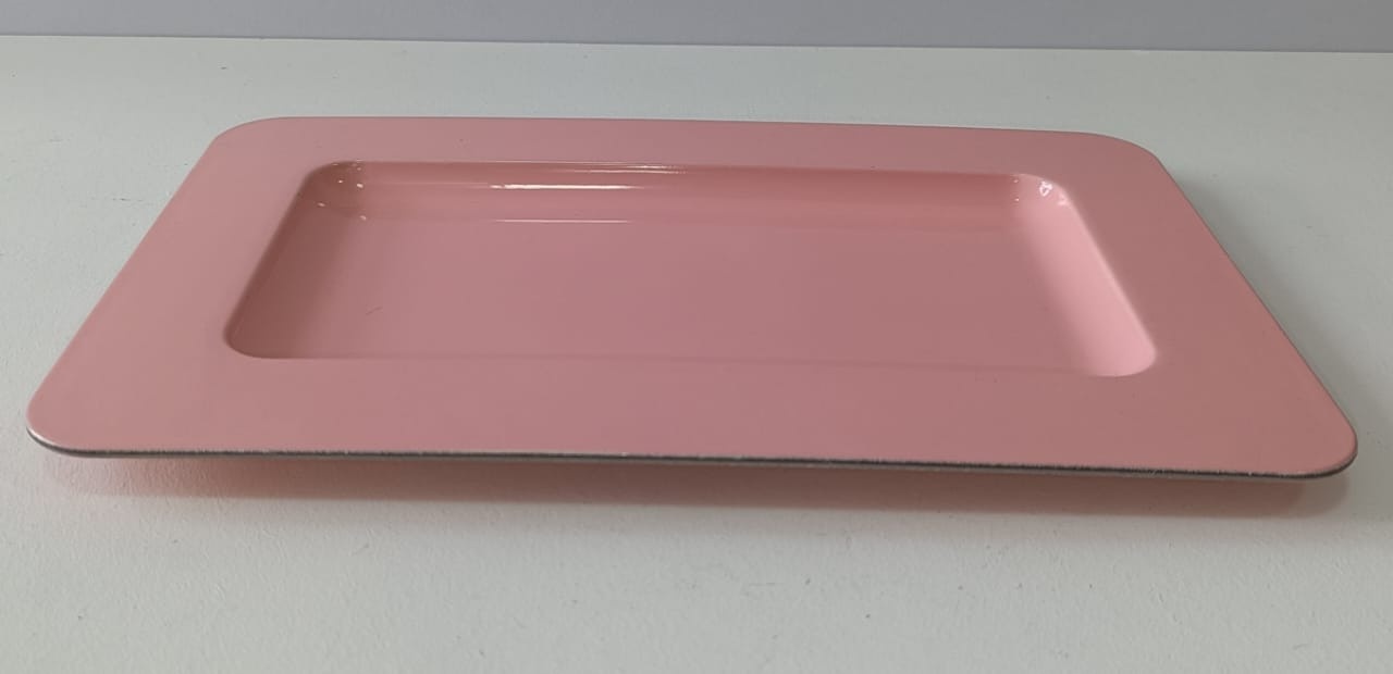 Bandeja Rosa Só Boleiras  - Mabelly Festas