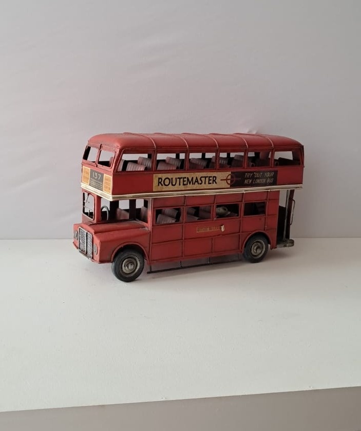 Ônibus London Vintage  - Mabelly Festas