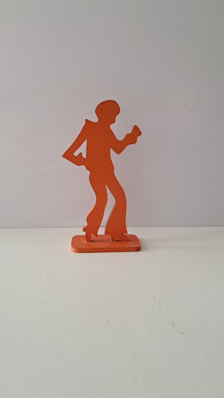 Silhueta Mdf Dançante Retrô Laranja - Mabelly Festas