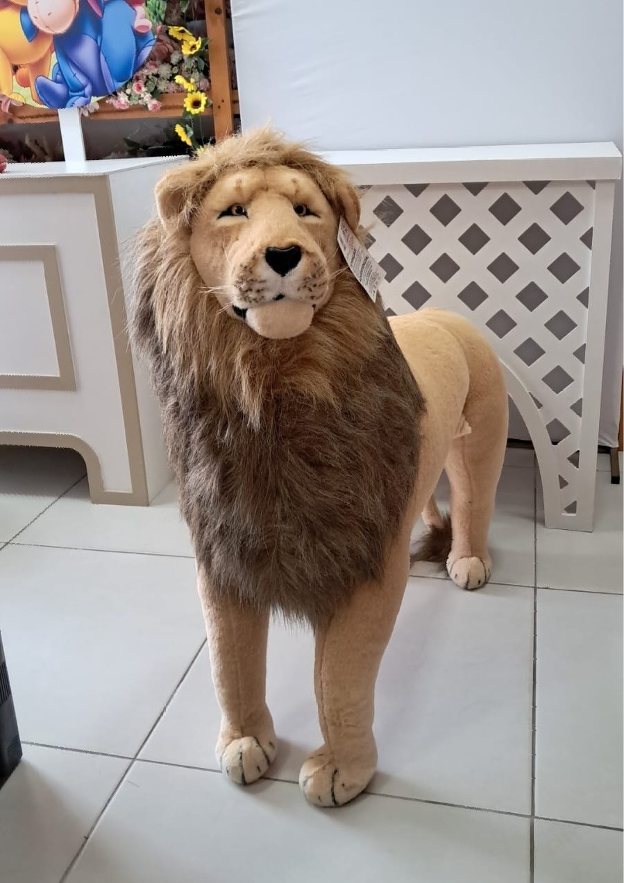 Leão Realista Em Pé - Mabelly Festas