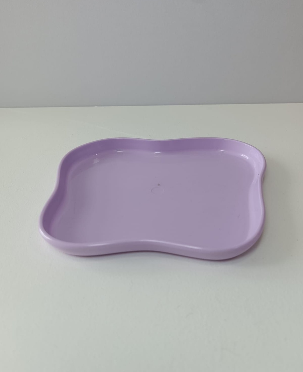 Bandeja Orgânica M Lilás  - Mabelly Festas