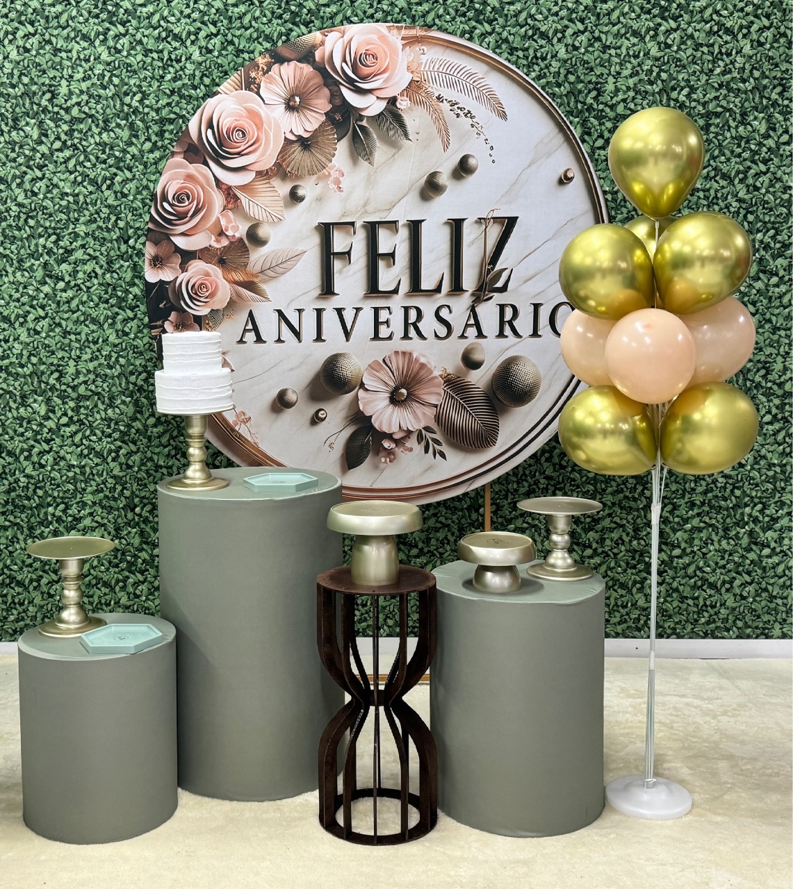 Feliz Aniversário Floral Eucalipto - SofistiqueDecor