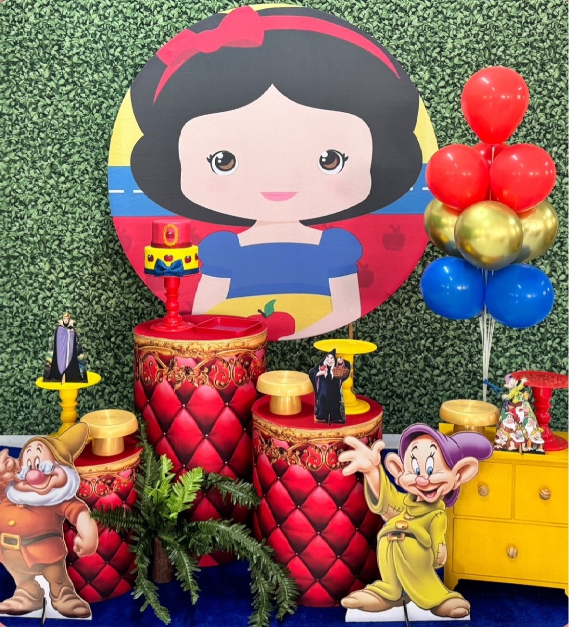 Branca de Neve - Modelo 2 - SofistiqueDecor