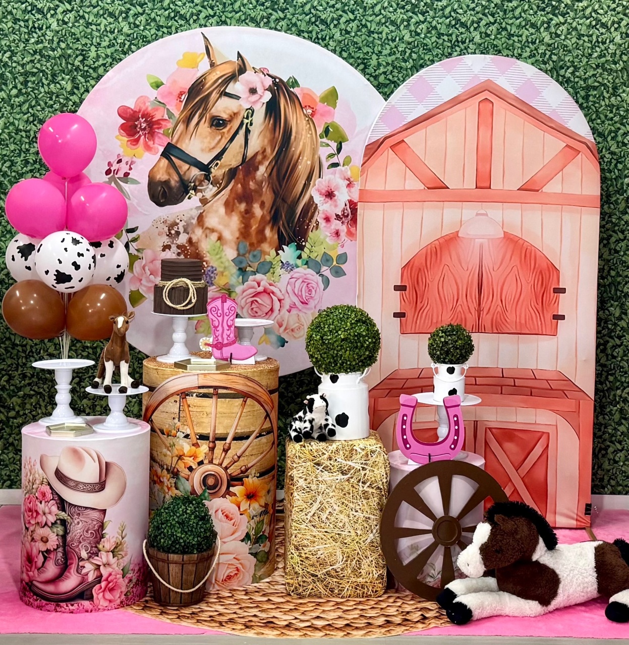 Boiadeira Fazendinha Cavalos 4 Com Painel Lateral Romano - SofistiqueDecor