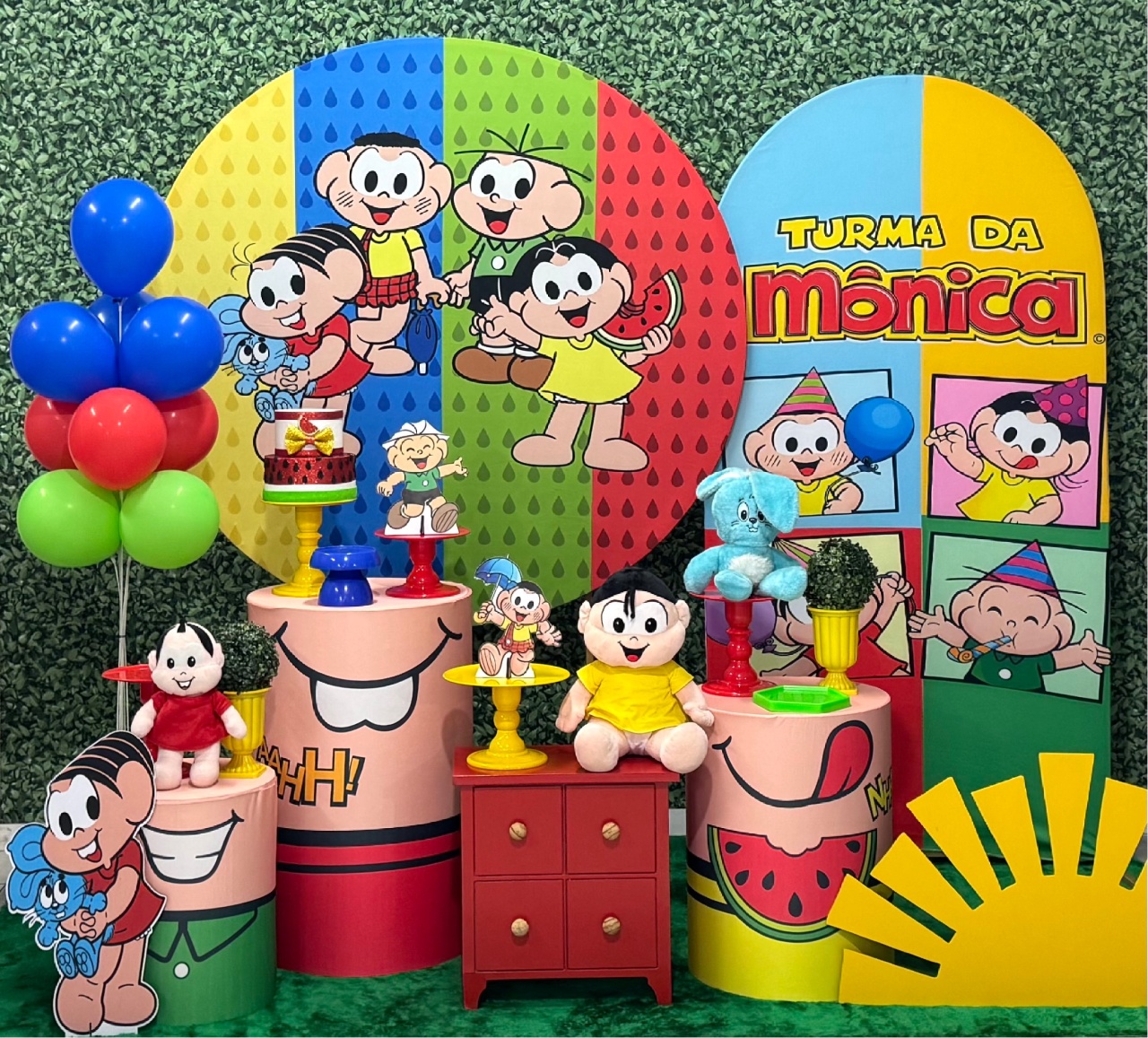 Turma da Mônica Com Painel Lateral Romano - SofistiqueDecor