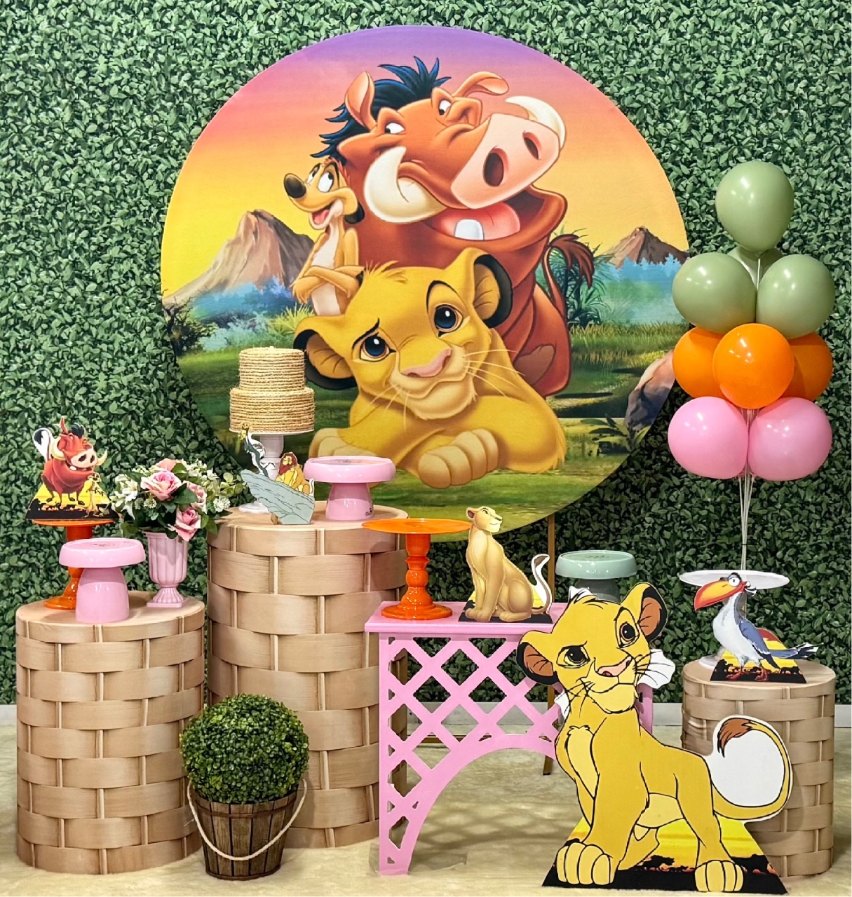 Rei Leão Rosa - SofistiqueDecor