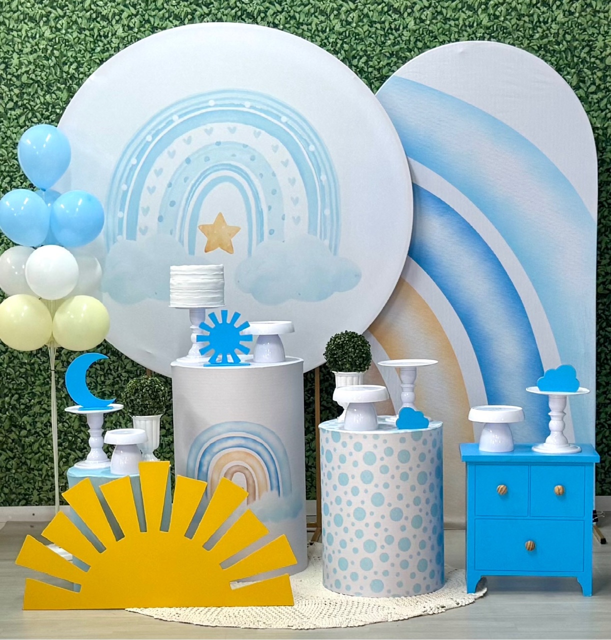 Arco-Íris Azul Com Painel Lateral Romano - SofistiqueDecor