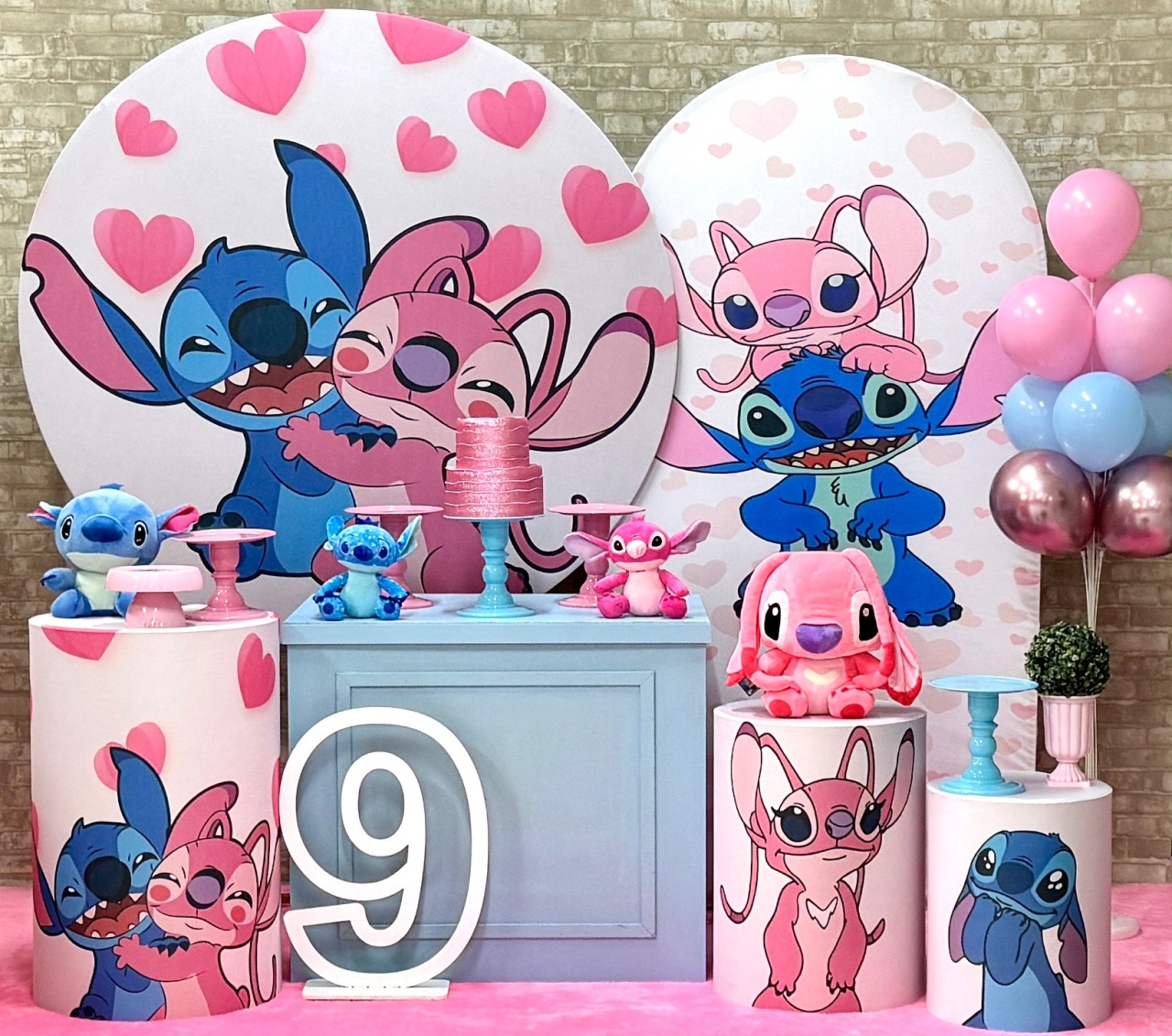 Stitch Angel Com Painel Lateral Romano E Número E Mesa - SofistiqueDecor