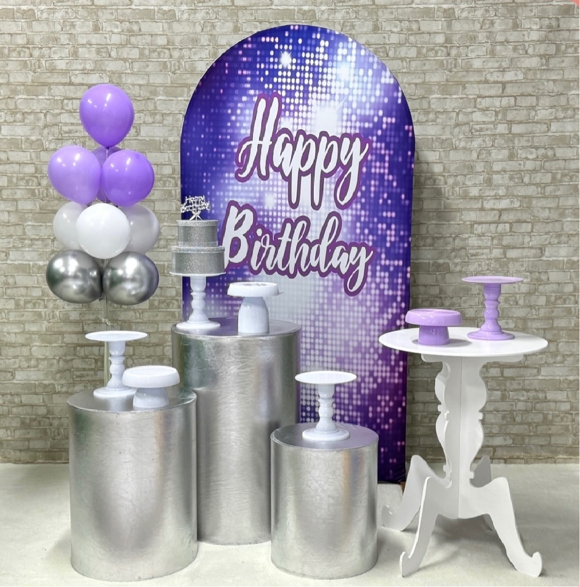 Painel Romano Happy Birthday Roxo E Prata  - SofistiqueDecor