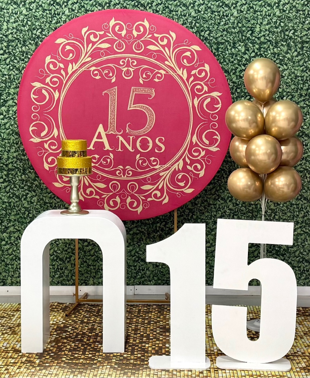 15 Anos Vermelho E Dourado - SofistiqueDecor