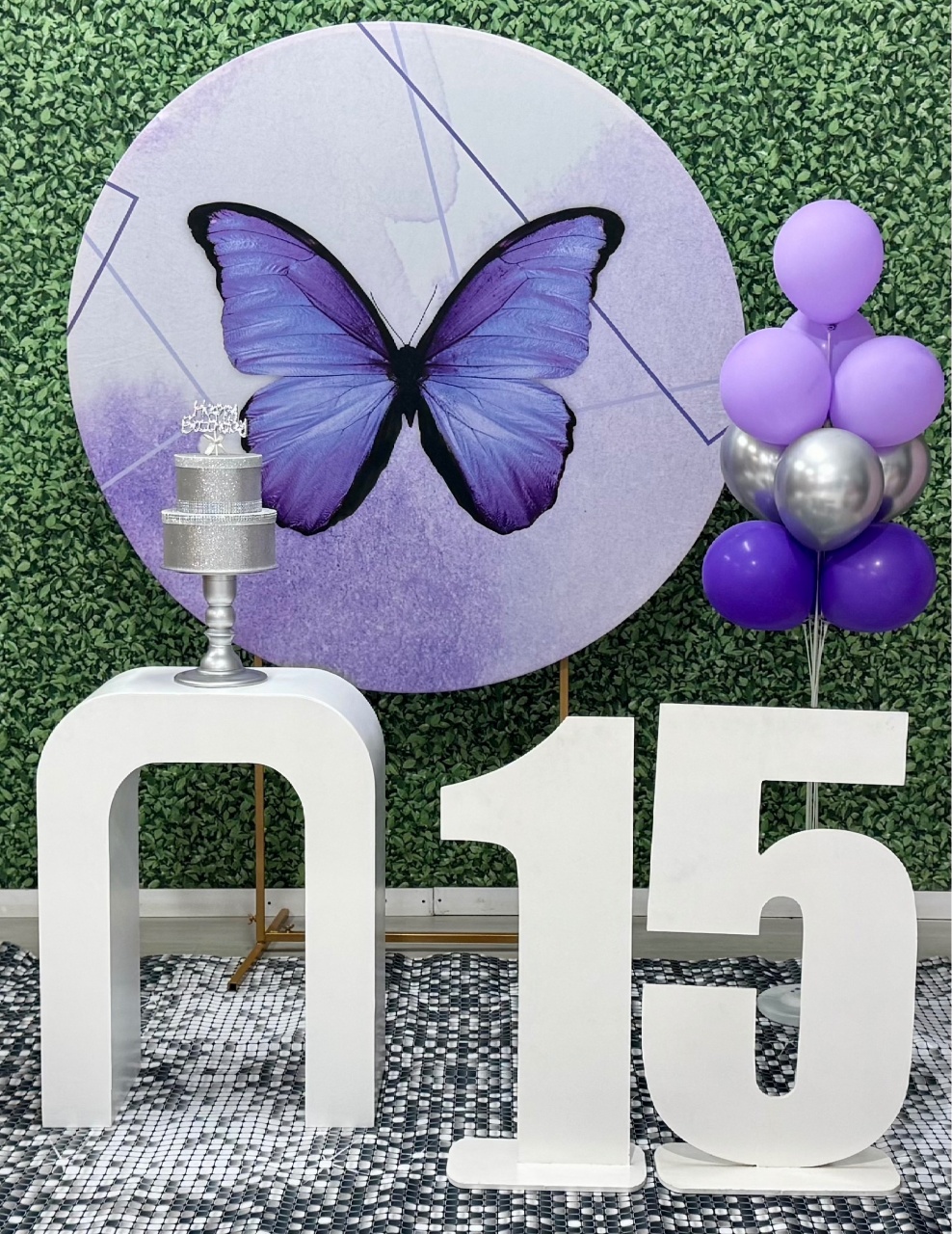 Borboleta Roxa 15 Anos - SofistiqueDecor