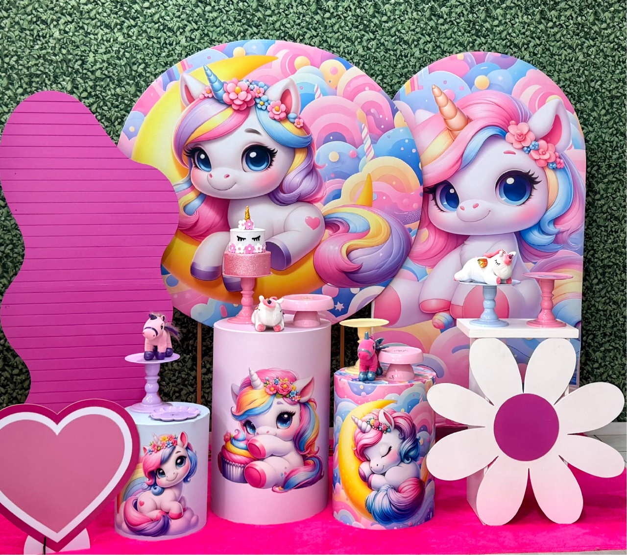 Unicórnio - Modelo 4 Com 2 Painéis Laterais  - SofistiqueDecor