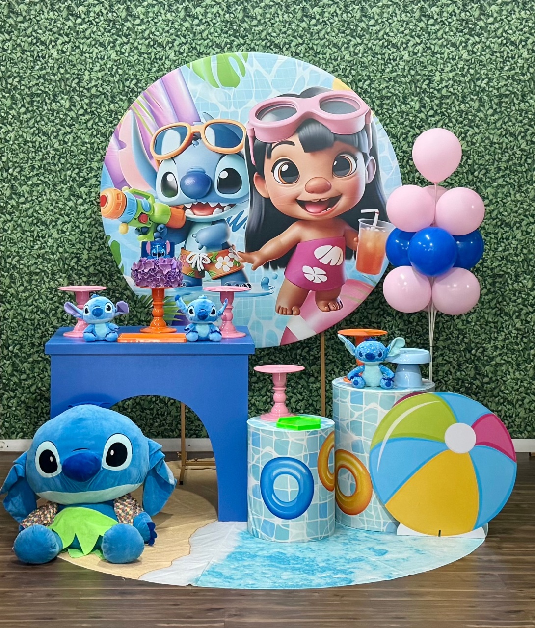 Pool Party Stitch - SofistiqueDecor