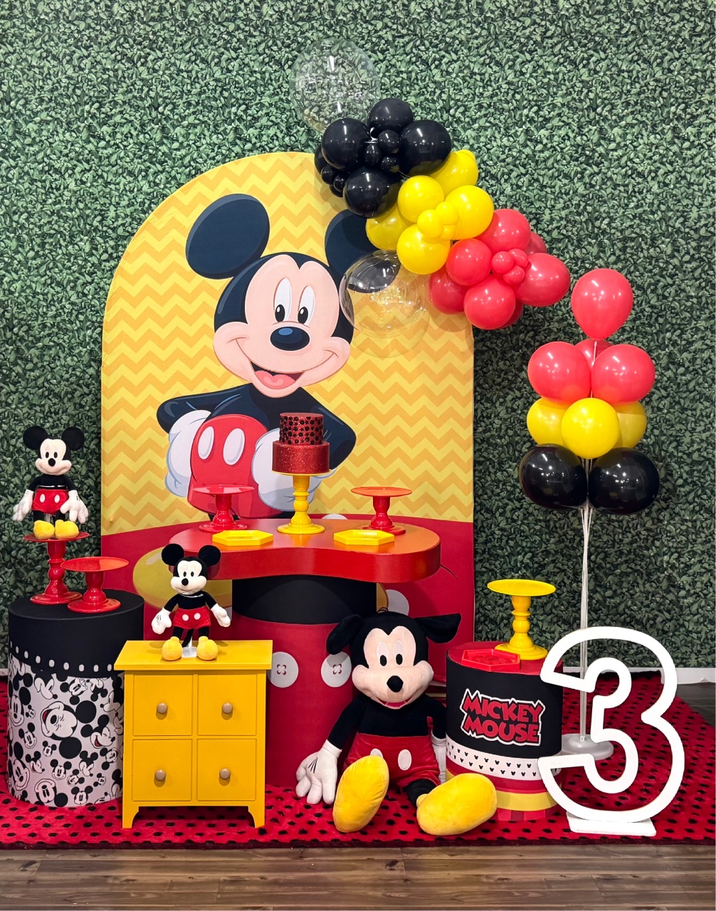 Mickey Painel Romano - SofistiqueDecor