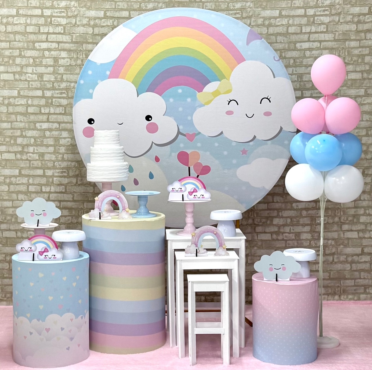 Nuvemzinha - Fundo Branco - SofistiqueDecor