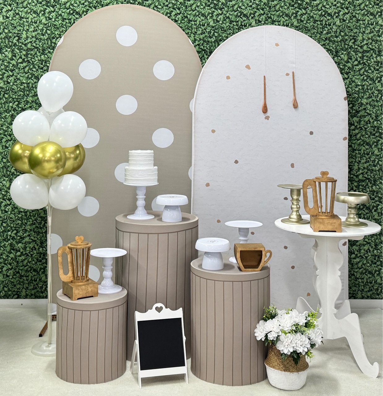 Chá de Casa Nova Bege 2 Painéis Romanos - SofistiqueDecor