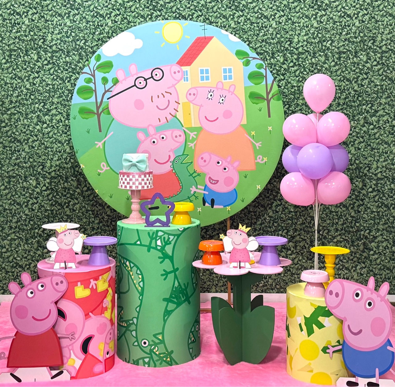 Peppa Pig - Modelo 1 - SofistiqueDecor