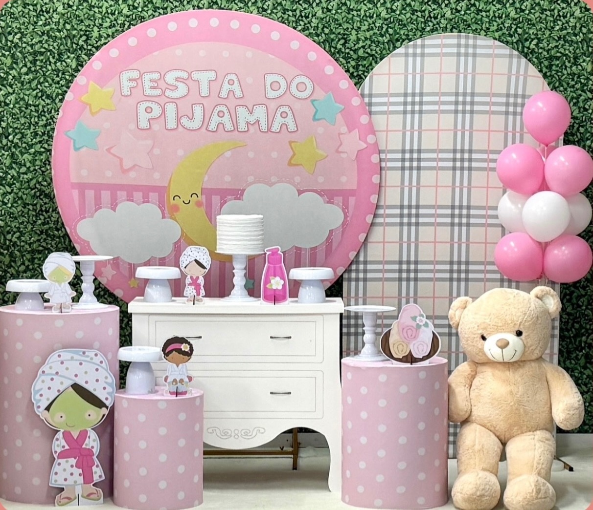 Festa Do Pijama Com Painel Lateral E Mesa - SofistiqueDecor