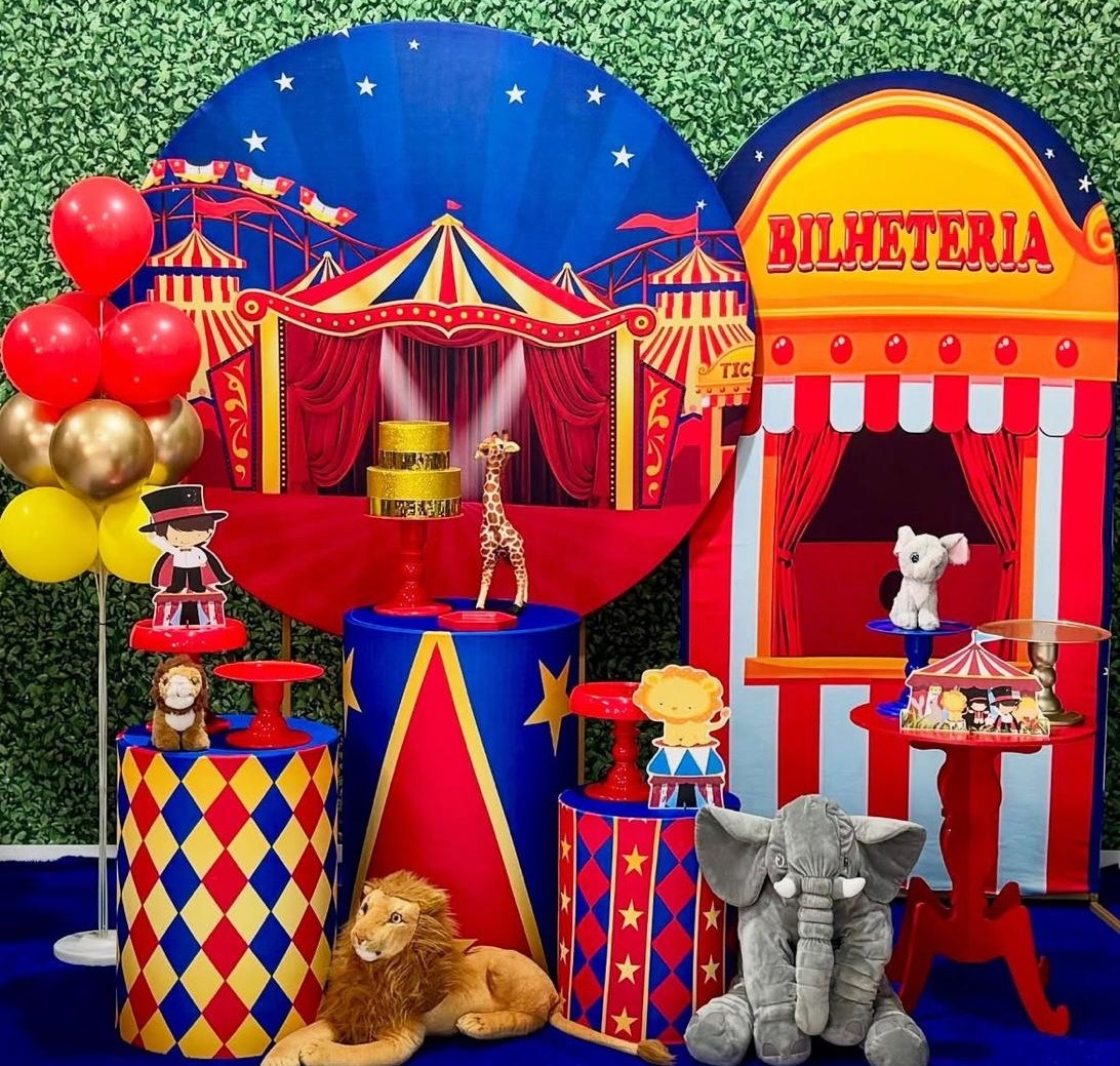 Circo Com Painel Lateral Romano - SofistiqueDecor