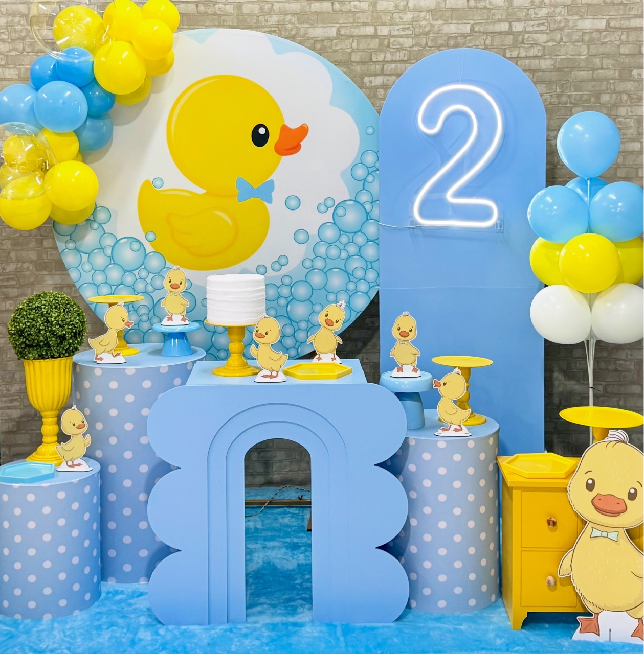 Patinho Amarelinho Com Balões Completo - SofistiqueDecor