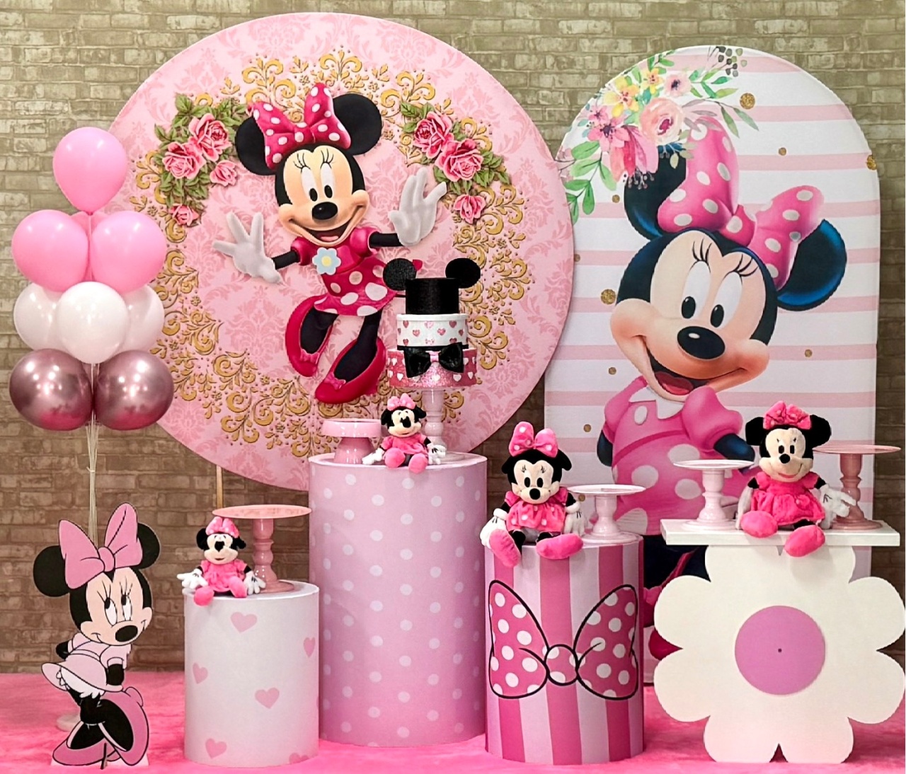 Minnie Com Painel Lateral Romano - SofistiqueDecor