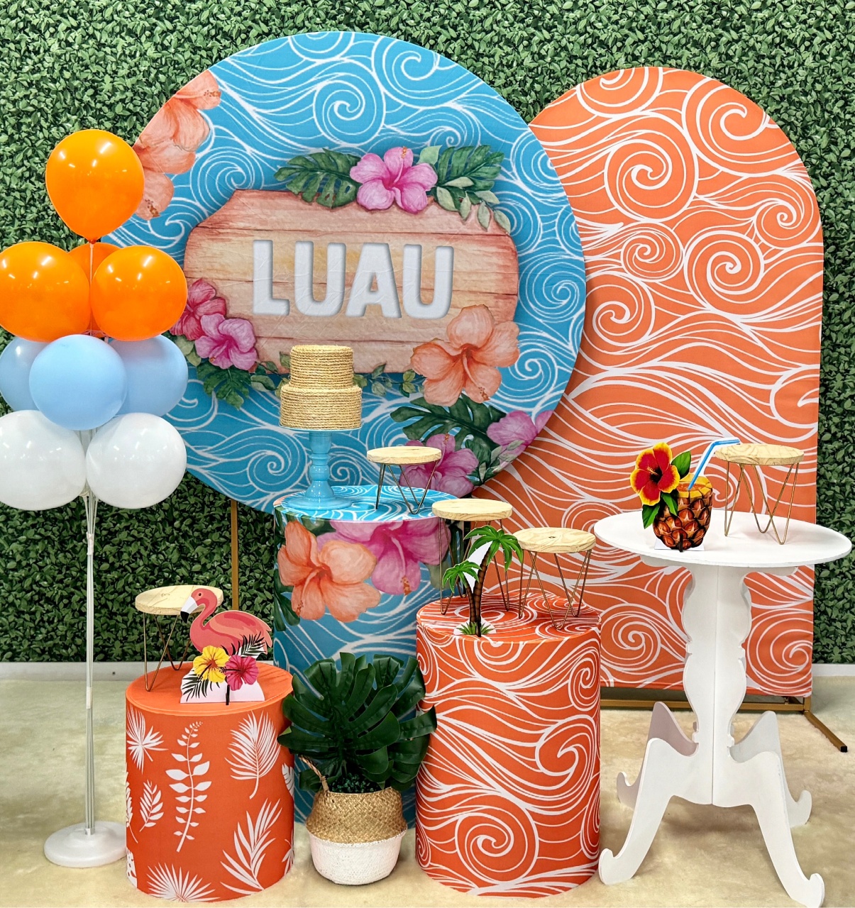 Luau Com Painel Lateral Romano - SofistiqueDecor