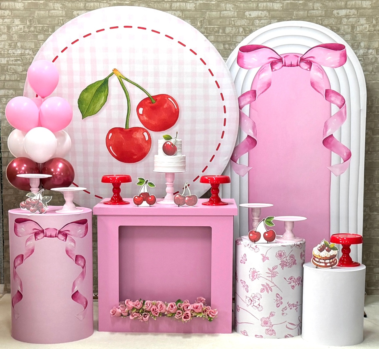 Cerejinha Com Painel Lateral Romano E Mesa Floreira  - SofistiqueDecor