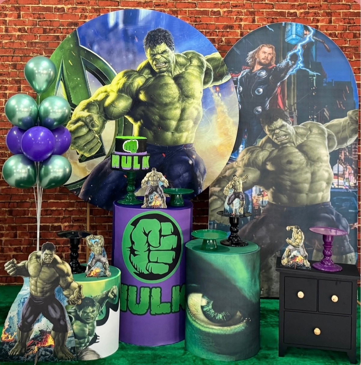 Hulk Com Painel Lateral Romano  - SofistiqueDecor
