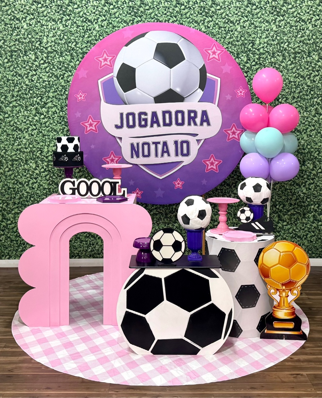 Futebol Menina Rosa - Modelo 2 - SofistiqueDecor