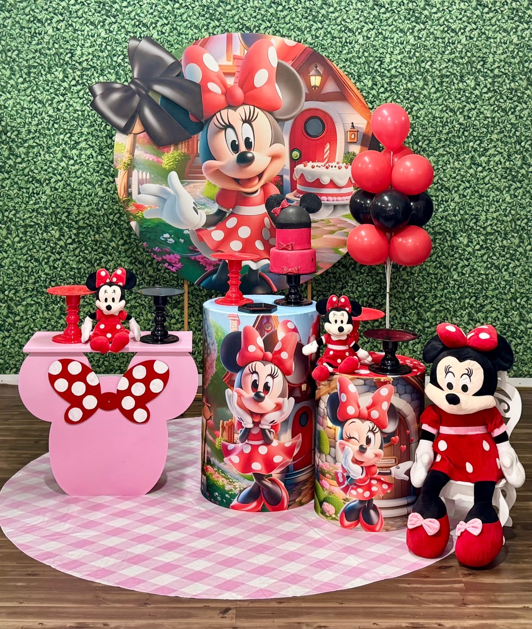 Minnie Vermelha - Modelo 1 - SofistiqueDecor