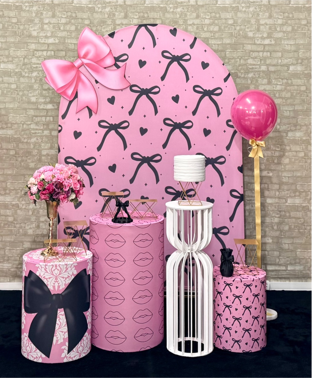 Laço Rosa Preto Romano - SofistiqueDecor