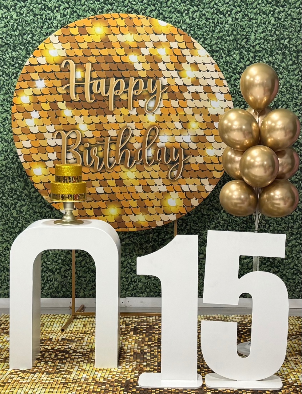 Happy Birthday Dourado 15 Anos  - SofistiqueDecor