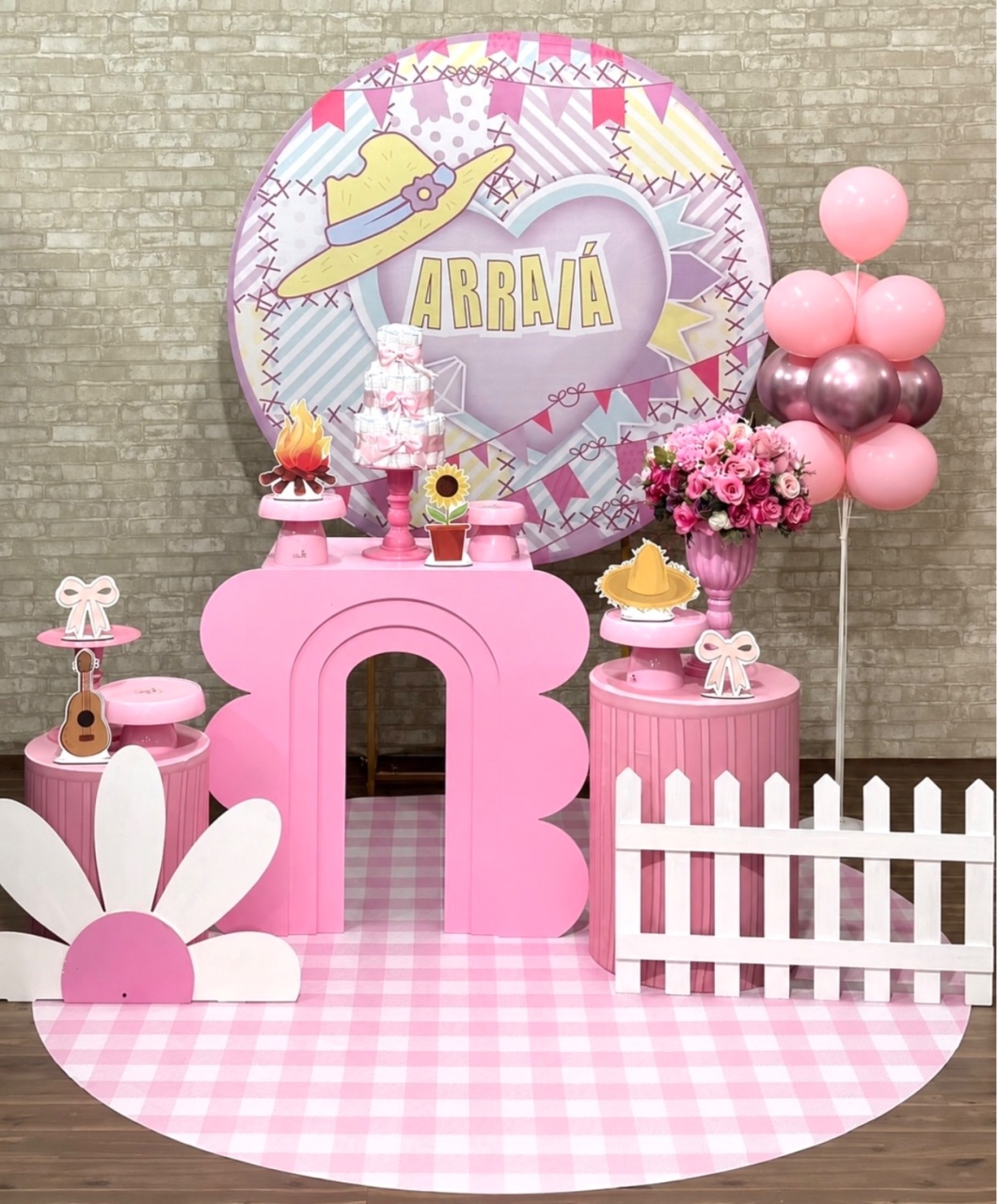 Charraiá Rosa Com Mesa Modelo 3 - SofistiqueDecor