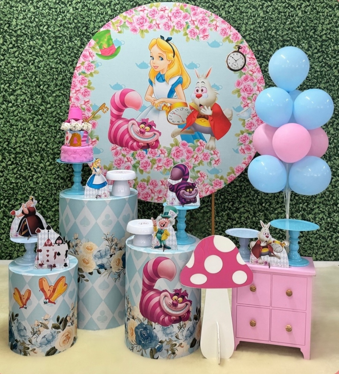 Alice No País das Maravilhas - Modelo 2  - SofistiqueDecor