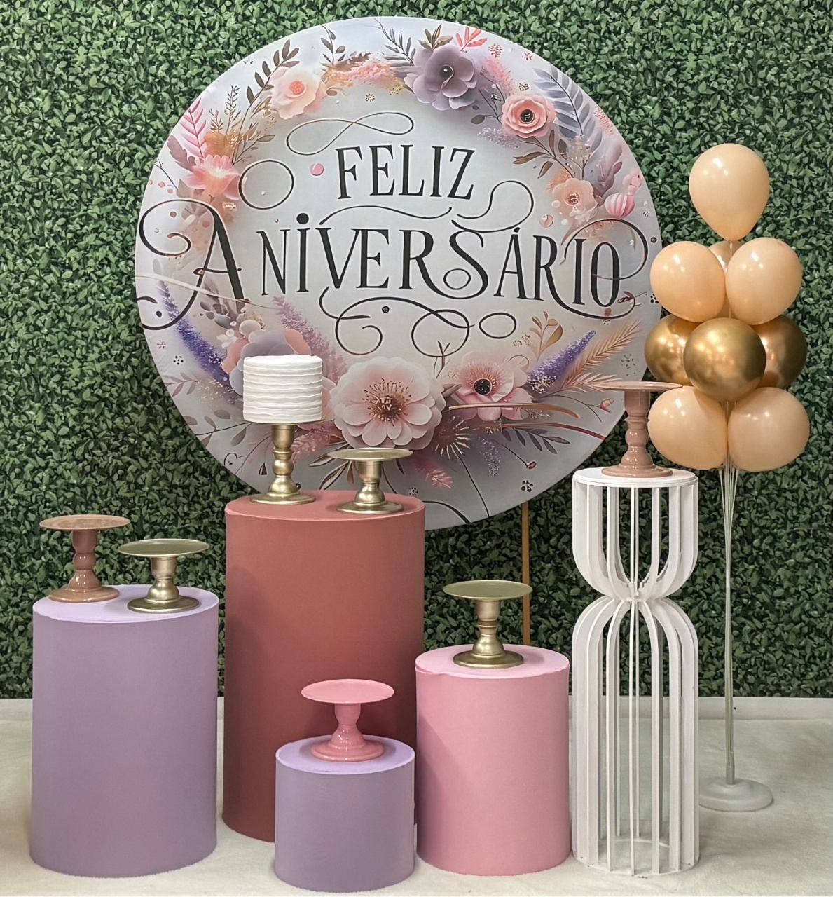 Feliz Aniversário Floral Rosa - SofistiqueDecor