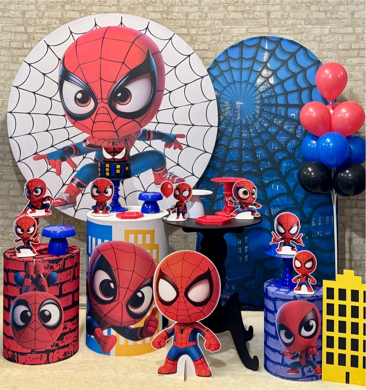 Homem Aranha Cute 2 Com Painel Lateral - SofistiqueDecor