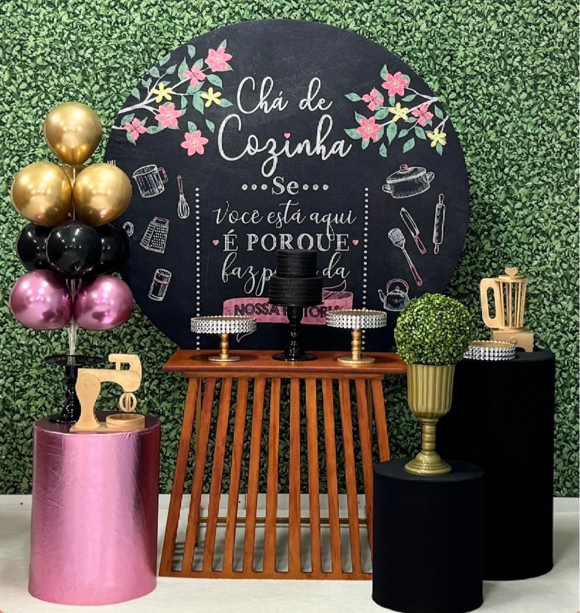 Chá de Cozinha Preto Com Rosa - Mesa - SofistiqueDecor