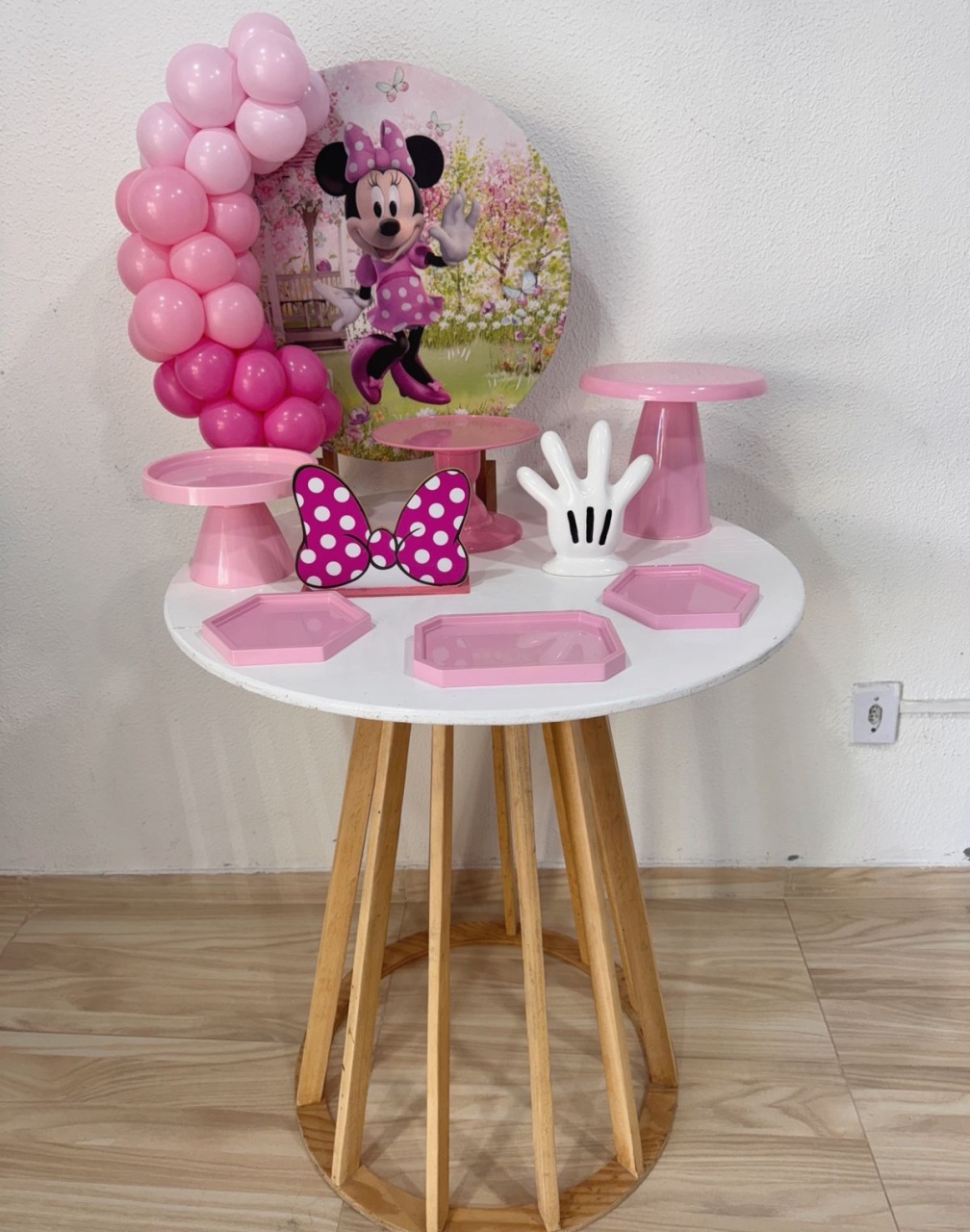 Minnie Rosa 2 - Mesa Ripada - Brunafestass