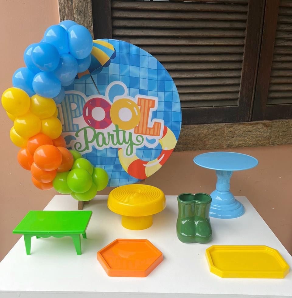 Pool Party - Apenas Um Bolinho - Brunafestass
